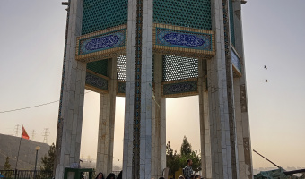 برگزاری آیین غبار روبی و زیارت مزار شهداء